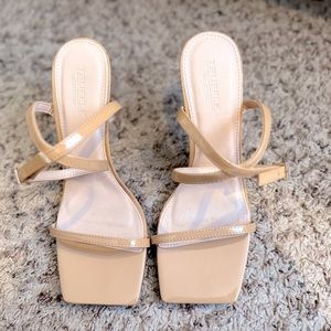 Nude Heels- never worn!